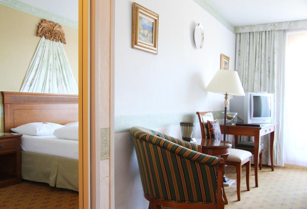 Hotel Alpenkrone ฟิลซ์โมส ห้อง รูปภาพ