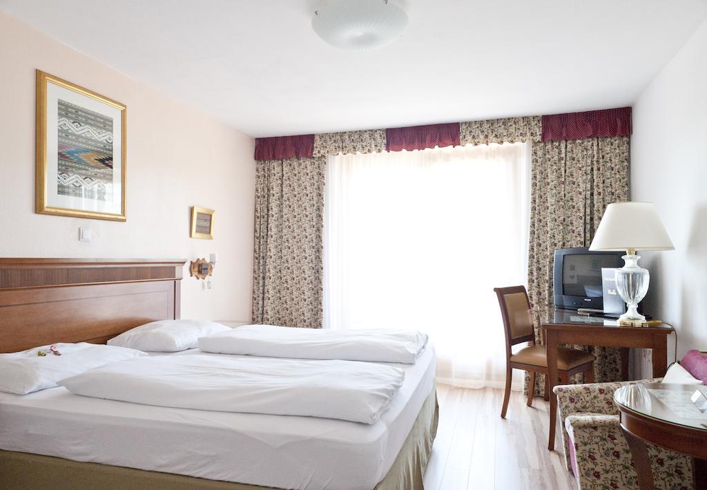 Hotel Alpenkrone ฟิลซ์โมส ห้อง รูปภาพ